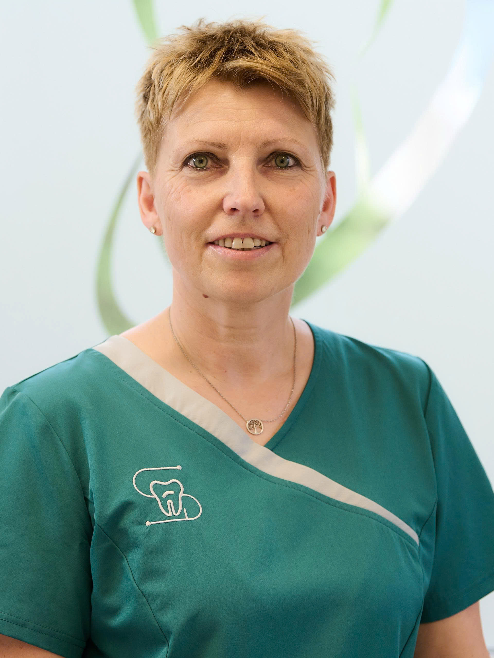 FRAU MANUELA VAROQUIER-FETT